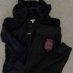 Juicy Couture Black Velour Tracksuit with Pink Emblem